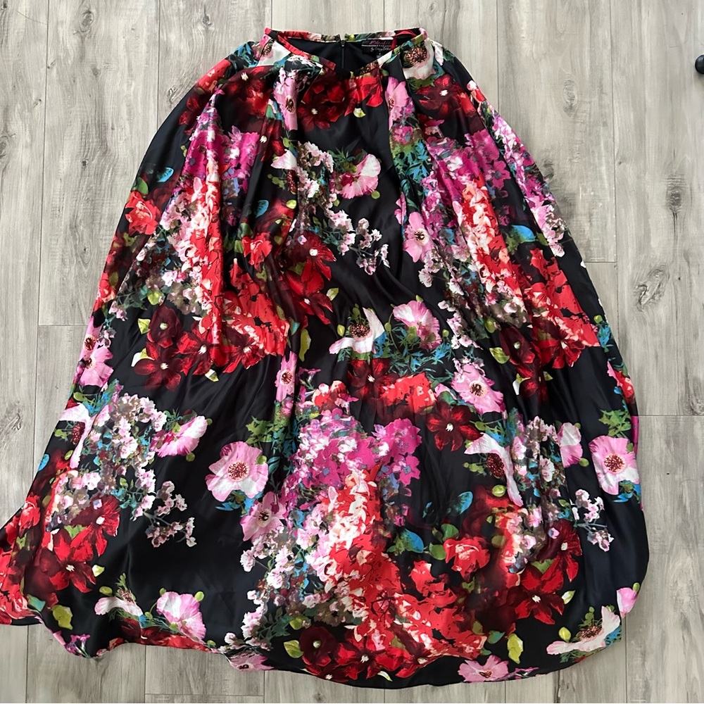 Floral Maxi Skirt - Black and Red